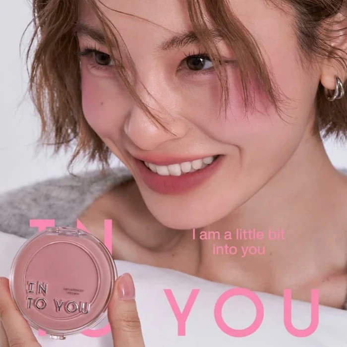 Má hồng Into You Fluffy Pillow Single Blusher 5g